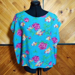 Blue floral boxy top